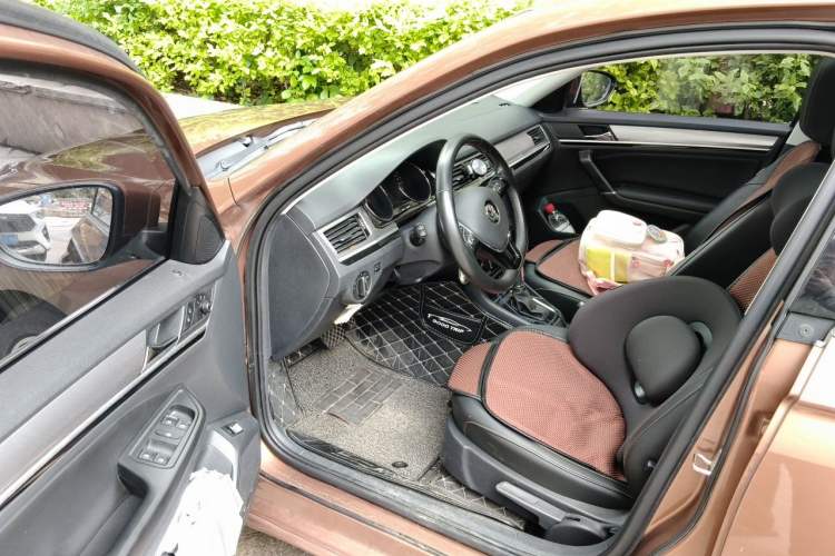 Used Volkswagen Bora 2018 1.5L Automatic Comfort Model Driver Seat