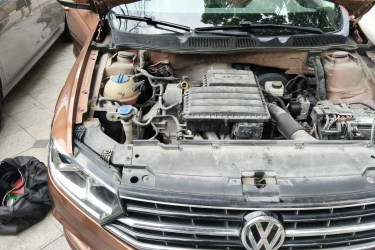 Used Volkswagen Bora 2018 1.5L Automatic Comfort Model Engine Bay Right
