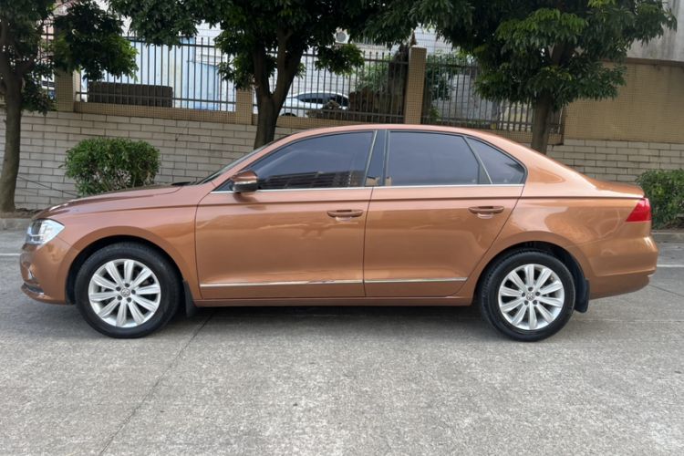 Used Volkswagen Bora 2018 1.5L Automatic Comfort Model Exterior 3