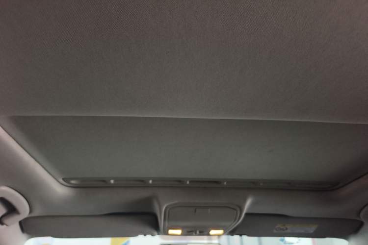 Used Volkswagen Bora 2018 1.5L Automatic Comfort Model Headliner
