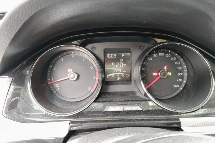 Used Volkswagen Bora 2018 1.5L Automatic Comfort Model Instrument Cluster
