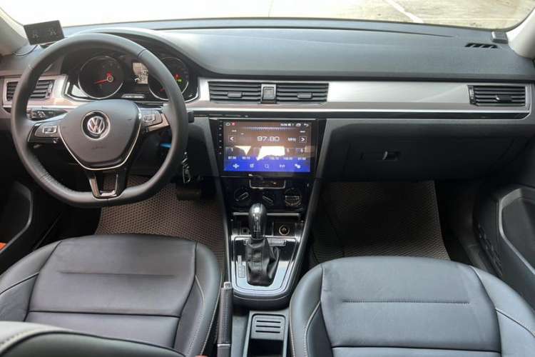 Used Volkswagen Bora 2018 1.5L Automatic Comfort Model Interior 1