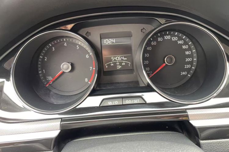 Used Volkswagen Bora 2018 1.5L Automatic Comfort Model Odometer Close Up