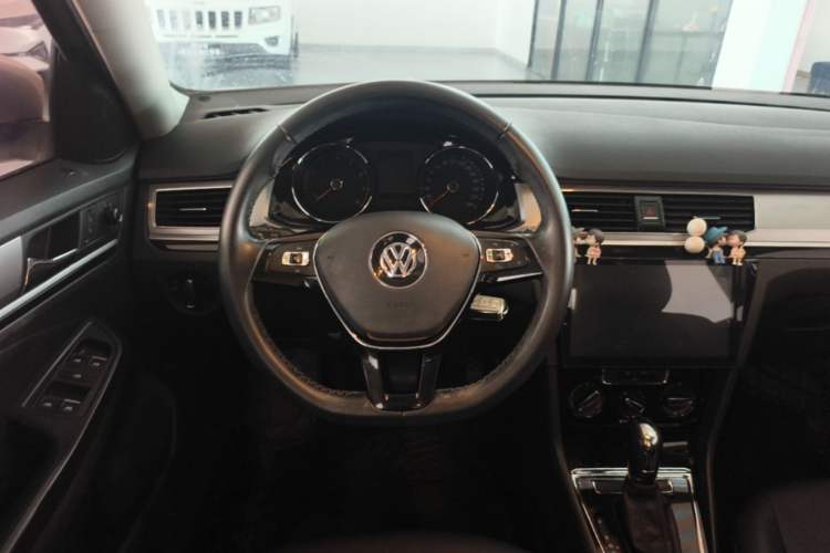 Used Volkswagen Bora 2018 1.5L Automatic Comfort Model Steering Wheel