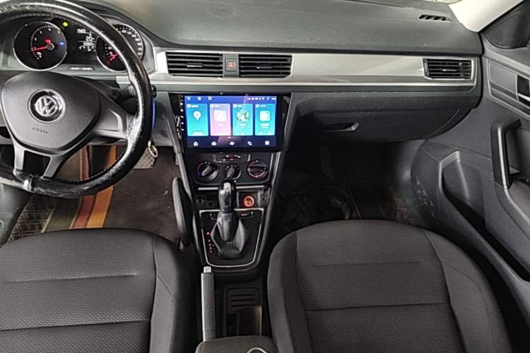 Used Volkswagen Bora 2018 1.5L Automatic Fashion Model Audio And AC Panel