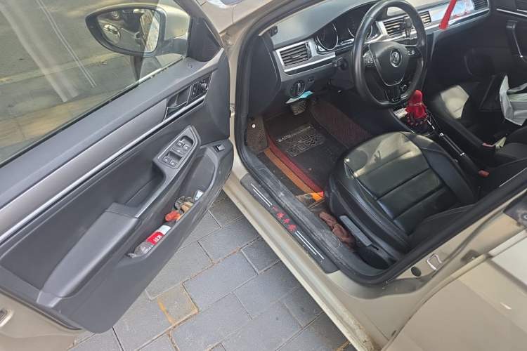 Used Volkswagen Bora 2018 1.5L Automatic Comfort Model Driver Seat
