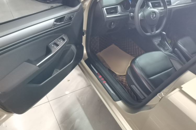Used Volkswagen Bora 2018 1.5L Automatic Fashion Model Driver Seat