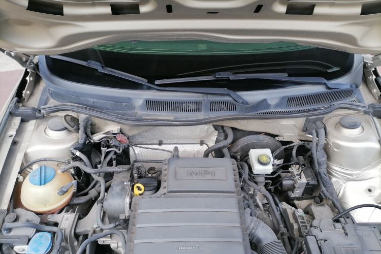 Used Volkswagen Bora 2018 1.5L Automatic Fashion Model Engine Bay