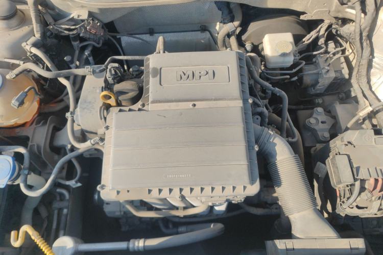 Used Volkswagen Bora 2018 1.5L Manual Fashion Model Engine Bay