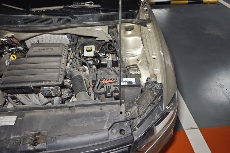 Used Volkswagen Bora 2018 1.5L Automatic Comfort Model Engine Bay Left