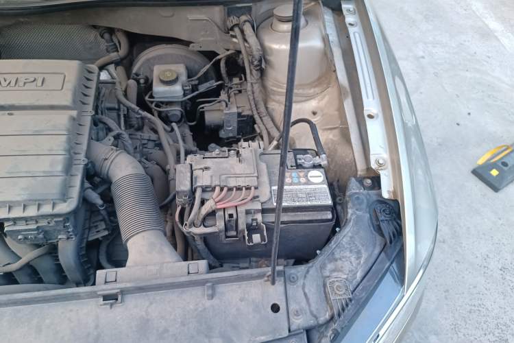 Used Volkswagen Bora 2018 1.5L Automatic Comfort Model Engine Bay Left