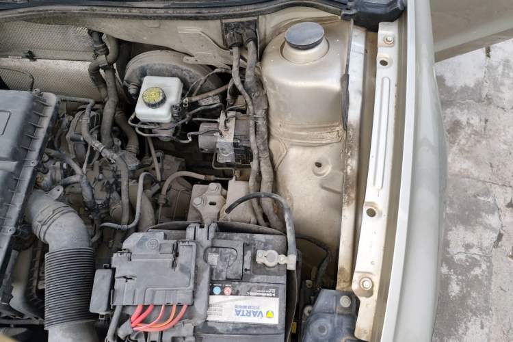 Used Volkswagen Bora 2018 1.5L Manual Fashion Model Engine Bay Left