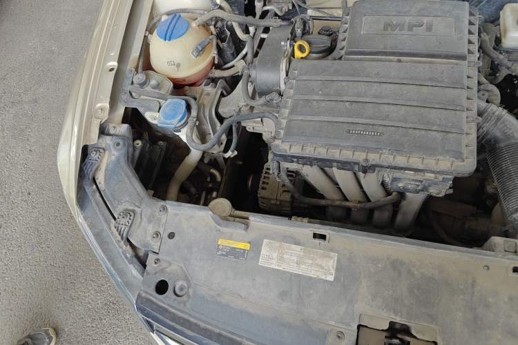 Used Volkswagen Bora 2018 1.5L Manual Comfort Model Engine Bay Right