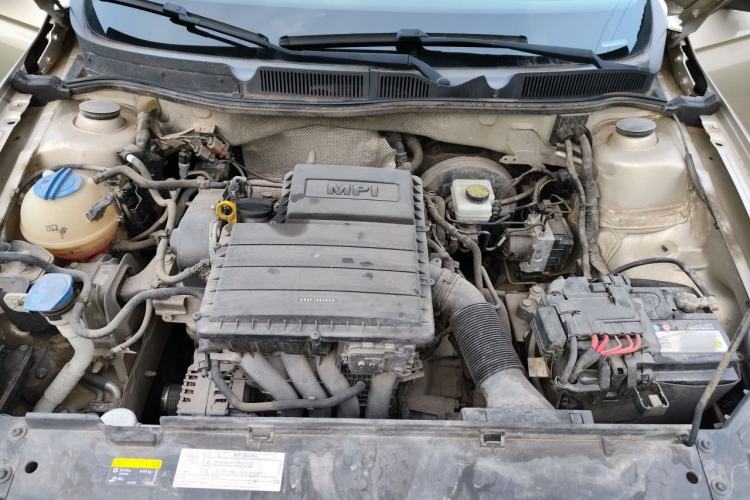 Used Volkswagen Bora 2018 1.5L Manual Fashion Model Engine Bay