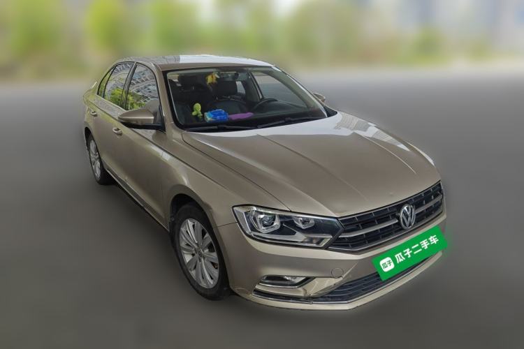 Used Volkswagen Bora 2018 1.5L Manual Comfort Model Front Right 45 Deg