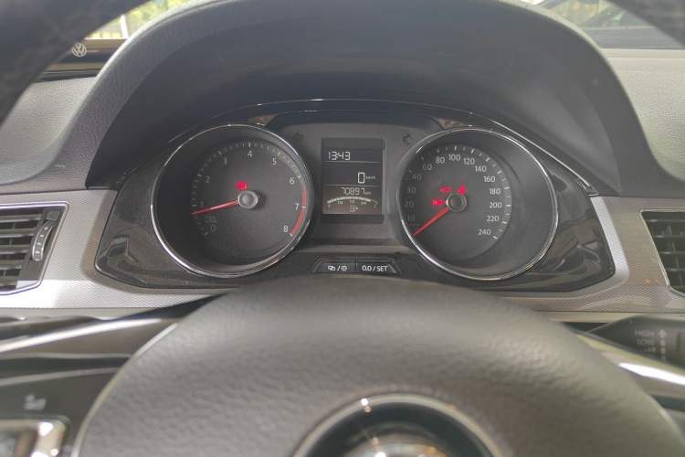 Used Volkswagen Bora 2018 1.5L Manual Comfort Model Instrument Cluster