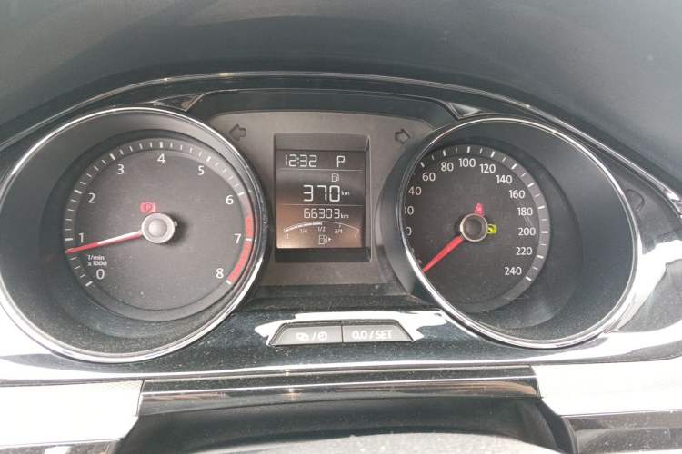 Used Volkswagen Bora 2018 1.5L Automatic Comfort Model Instrument Cluster