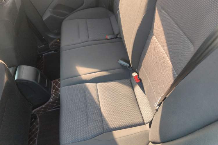 Used Volkswagen Bora 2018 1.5L Manual Fashion Model Interior 4