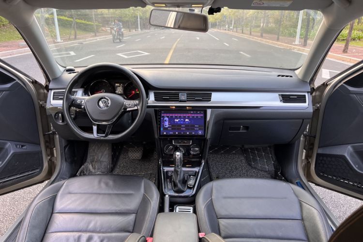 Used Volkswagen Bora 2018 1.5L Automatic Comfort Model Interior 5