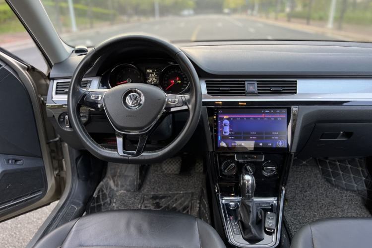 Used Volkswagen Bora 2018 1.5L Automatic Comfort Model Interior 7