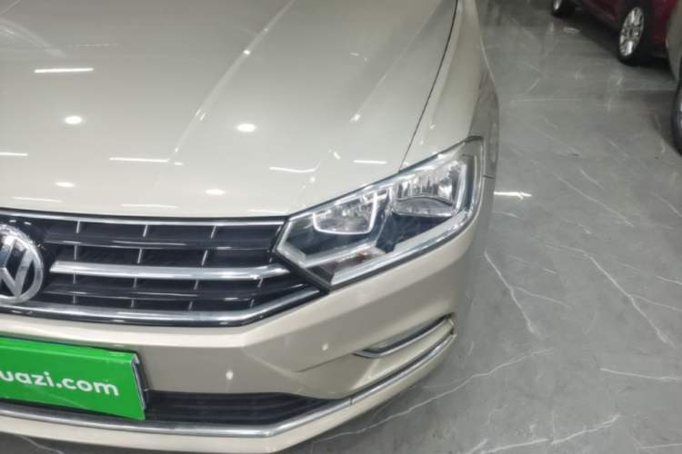 Used Volkswagen Bora 2018 1.5L Automatic Comfort Model Left Front Headlight