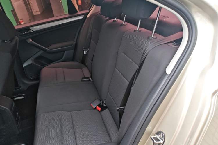 Used Volkswagen Bora 2018 1.5L Automatic Fashion Model Left Rear Seat