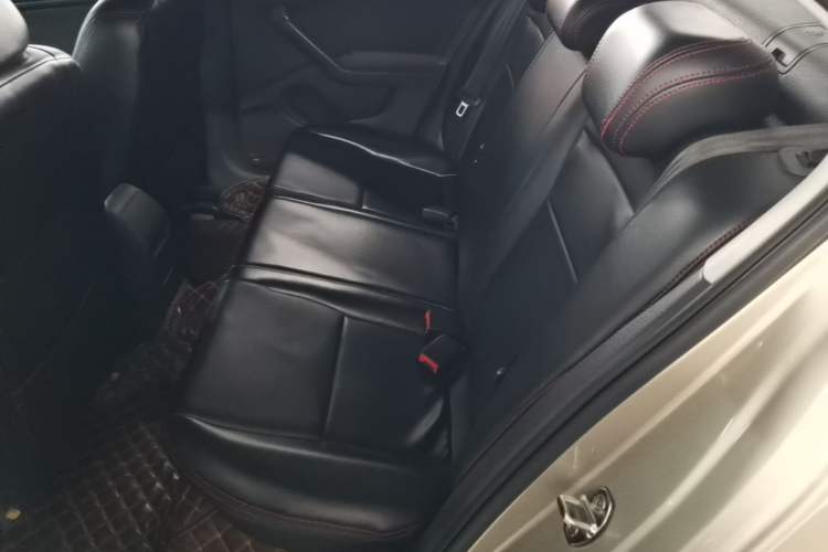 Used Volkswagen Bora 2018 1.5L Automatic Fashion Model Left Rear Seat