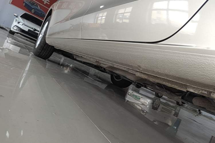Used Volkswagen Bora 2018 1.5L Automatic Fashion Model Left Side Sill