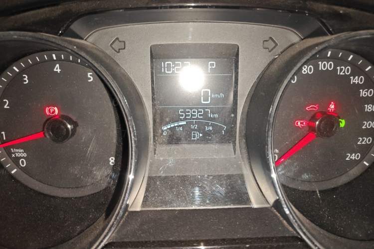 Used Volkswagen Bora 2018 1.5L Automatic Comfort Model Odometer Close Up
