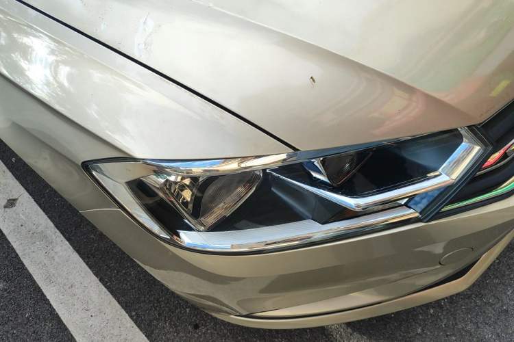 Used Volkswagen Bora 2018 1.5L Automatic Fashion Model Right Front Headlight