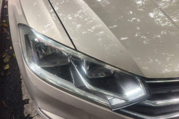 Used Volkswagen Bora 2018 1.5L Manual Fashion Model Right Front Headlight