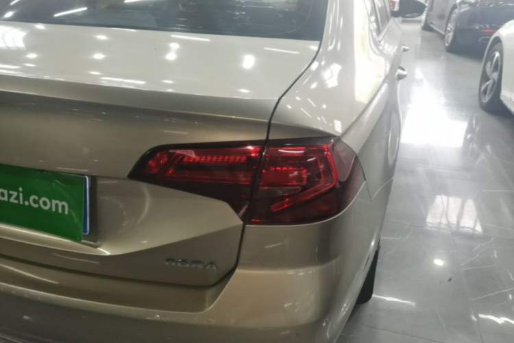 Used Volkswagen Bora 2018 1.5L Automatic Comfort Model Right Rear Taillight