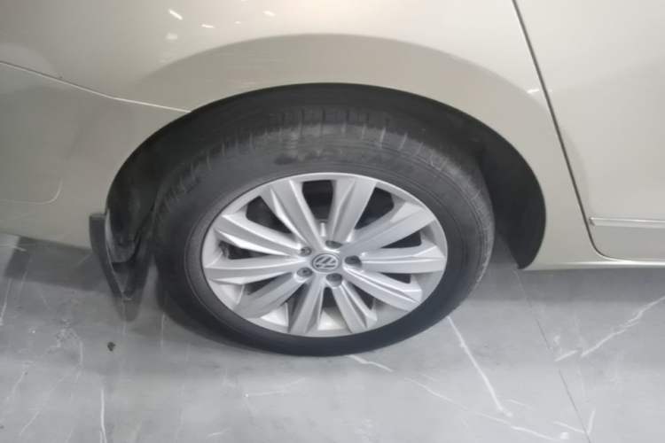 Used Volkswagen Bora 2018 1.5L Automatic Comfort Model Right Rear Wheel Hub