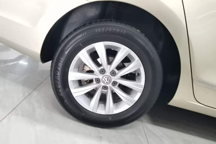 Used Volkswagen Bora 2018 1.5L Automatic Fashion Model Right Rear Wheel Hub