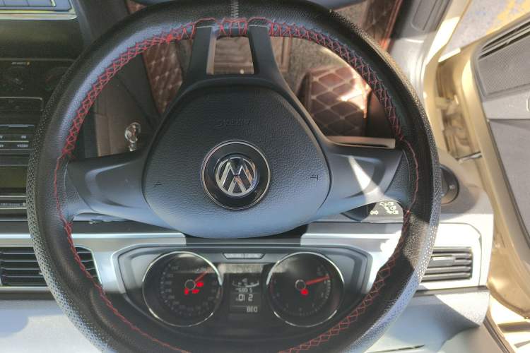 Used Volkswagen Bora 2018 1.5L Manual Fashion Model Steering Wheel