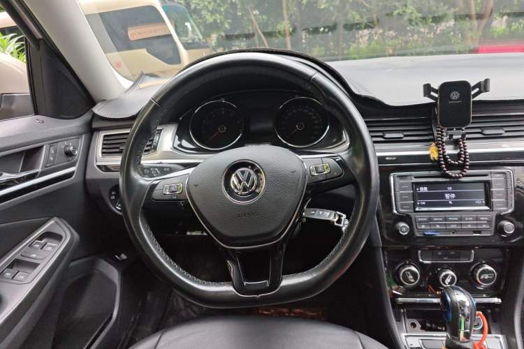 Used Volkswagen Bora 2018 1.5L Automatic Comfort Model Steering Wheel