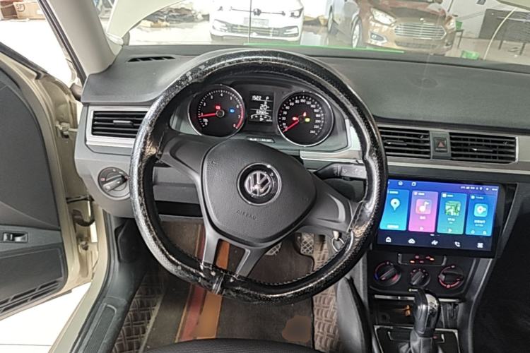 Used Volkswagen Bora 2018 1.5L Automatic Fashion Model Steering Wheel