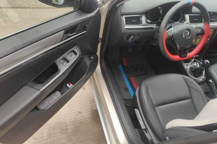 Used Volkswagen Bora 2018 1.5L Manual Comfort Model Driver Seat
