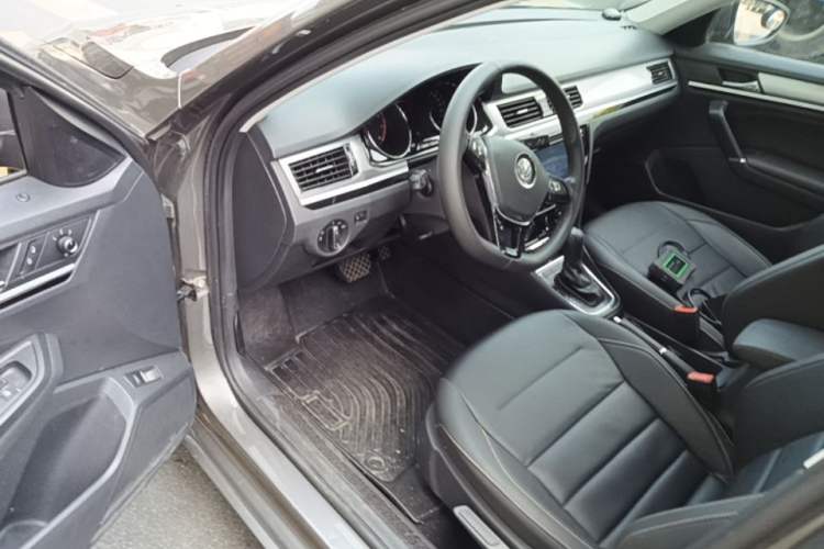 Used Volkswagen Bora 2018 1.5L Automatic Comfort Model Driver Seat
