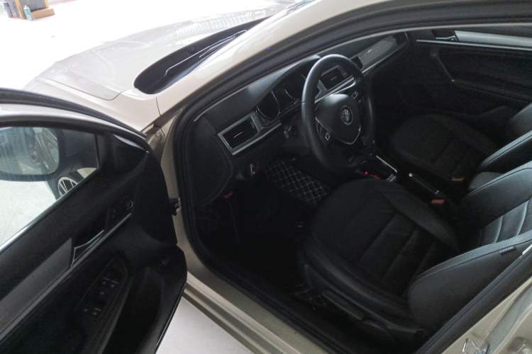 Used Volkswagen Bora 2018 1.5L Automatic Comfort Model Driver Seat