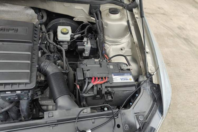 Used Volkswagen Bora 2018 1.5L Manual Comfort Model Engine Bay Left