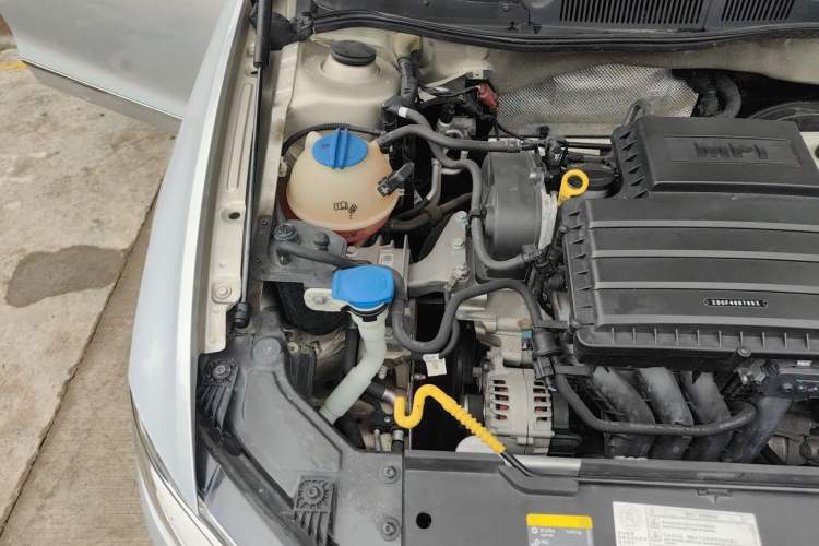Used Volkswagen Bora 2018 1.5L Manual Comfort Model Engine Bay Right