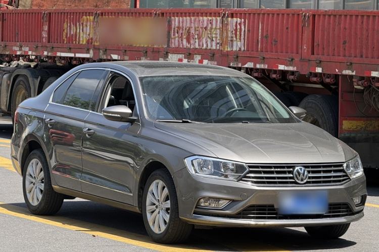 Used Volkswagen Bora 2018 1.5L Automatic Comfort Model Exterior 6