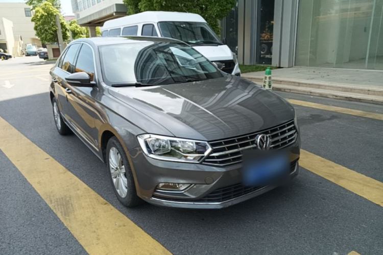 Used Volkswagen Bora 2018 1.5L Automatic Comfort Model Front Right 45 Deg