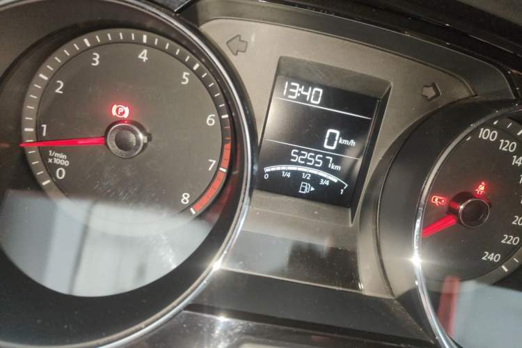 Used Volkswagen Bora 2018 1.5L Manual Comfort Model Odometer Close Up