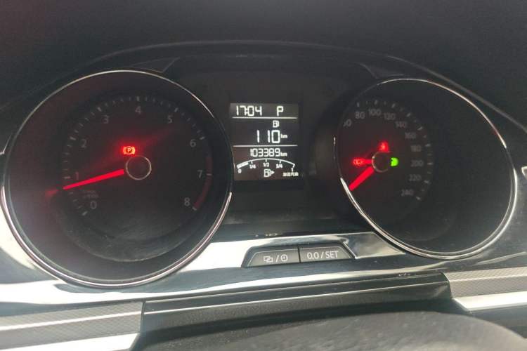 Used Volkswagen Bora 2018 1.5L Automatic Comfort Model Odometer Close Up