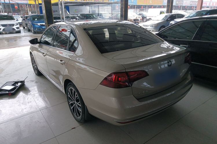 Used Volkswagen Bora 2018 1.5L Automatic Comfort Model Rear Left 45 Deg