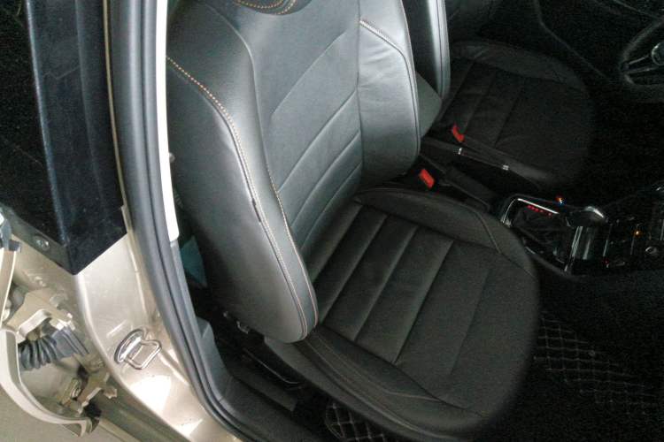 Used Volkswagen Bora 2018 1.5L Automatic Comfort Model Right Front Seat