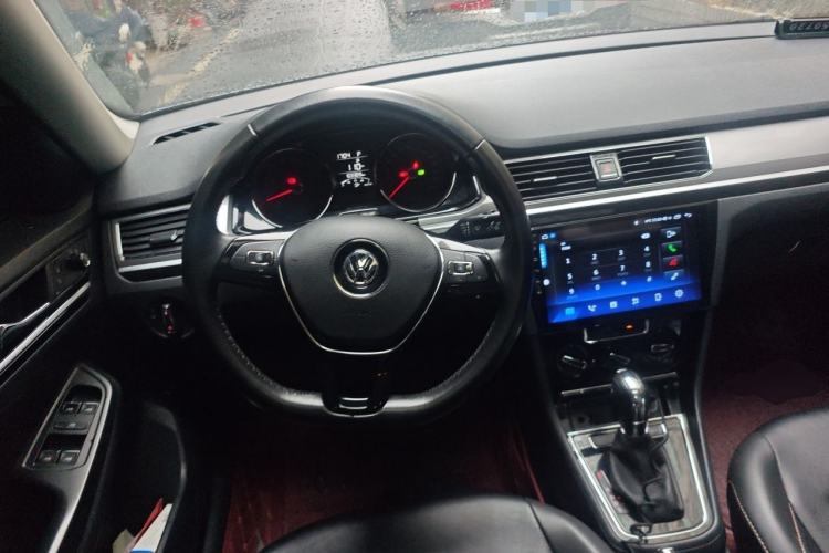 Used Volkswagen Bora 2018 1.5L Automatic Comfort Model Steering Wheel