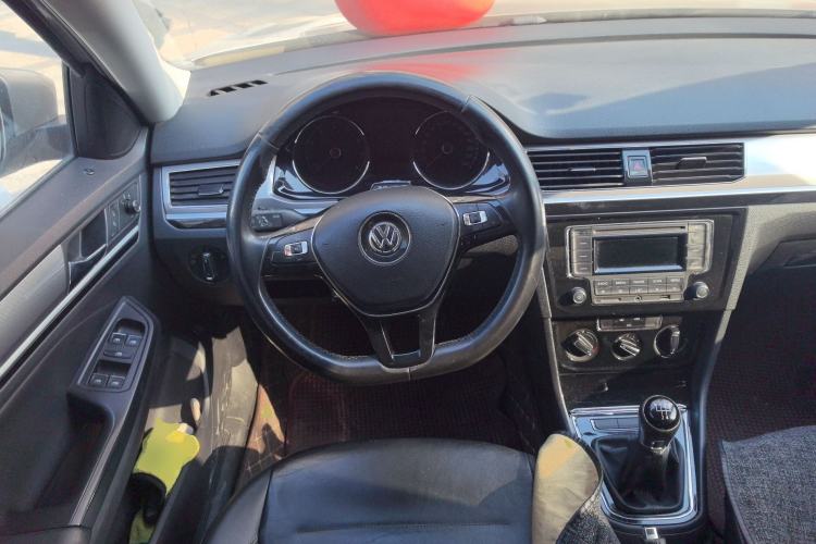 Used Volkswagen Bora 2018 1.5L Manual Comfort Model Steering Wheel